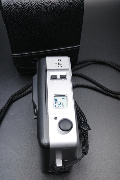 Vintage Canon IXUS FF Compact Camera & Case - Excellent Condition Fully Working