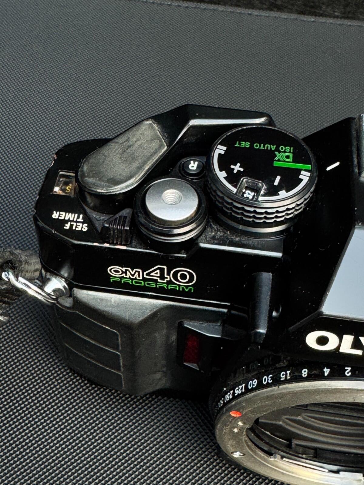 Olympus OM40 35mm Vintage SLR Film Camera Body Only - Spares or Repair (G240)