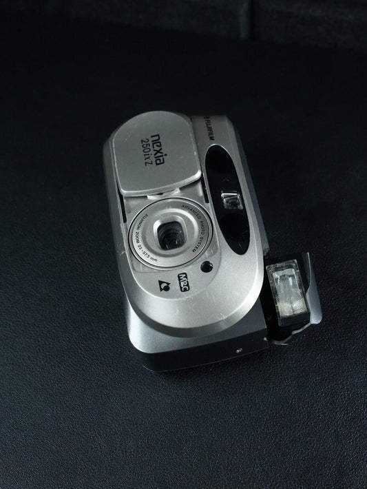 Fujifilm Nexia 250ix Z Vintage 2000's Compact APS Film Camera - Tested & Working