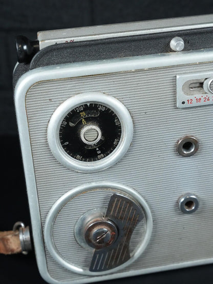 Meopta A8 lla Vintage 1950's Double 8mm Cine Film Camera - Spares or Repair