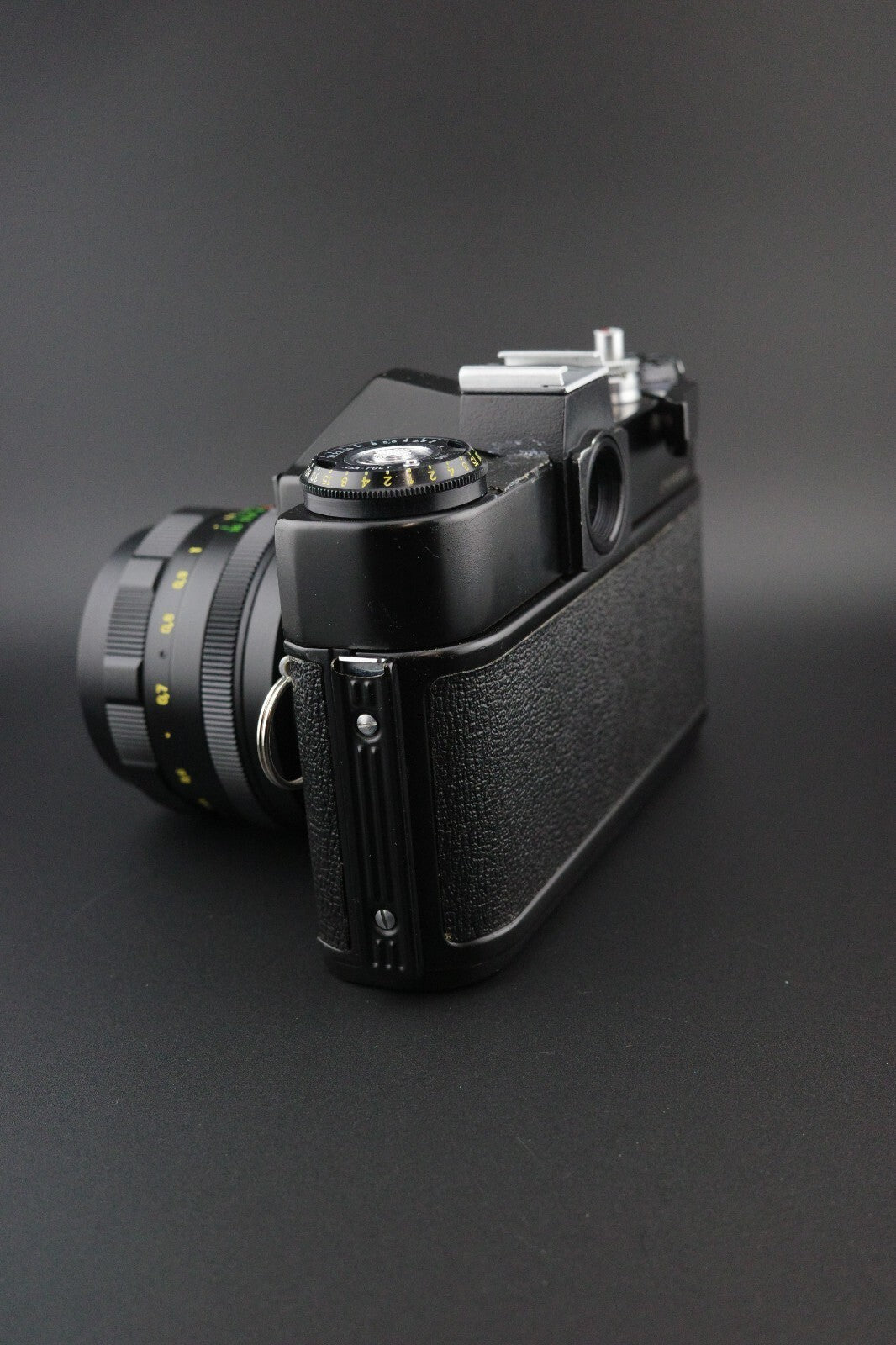 Zenit EM 35mm Film Camera + Helios 44M 2/58 + External LightMeter - Read Details