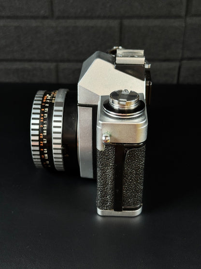 Praktica LTL 35mm Film SLR Camera + Zeiss Jena Tessar 2.8 50mm - Winds & Fires