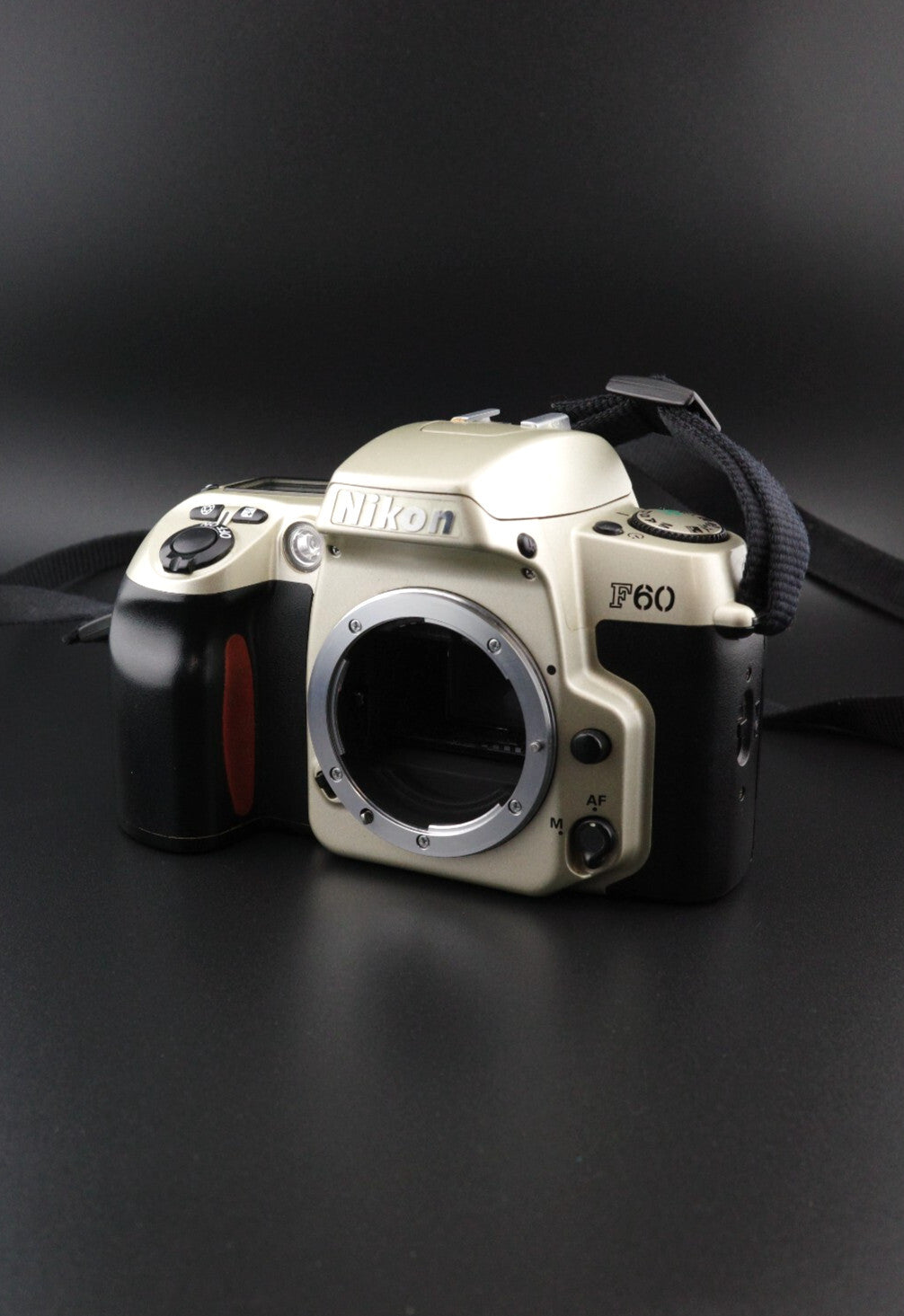 Vintage Nikon F60 35mm Autofocus SLR Film Camera Body Only - Tested & Working