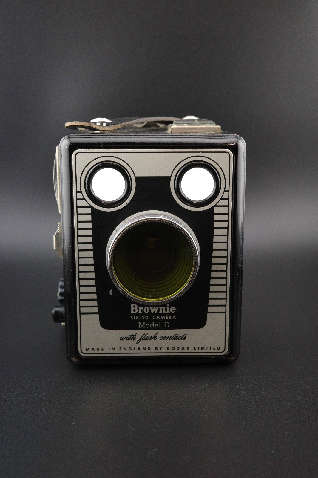 Kodak Six-20 Brownie Model D Vintage 1950's 620 Film Camera + Case - Working