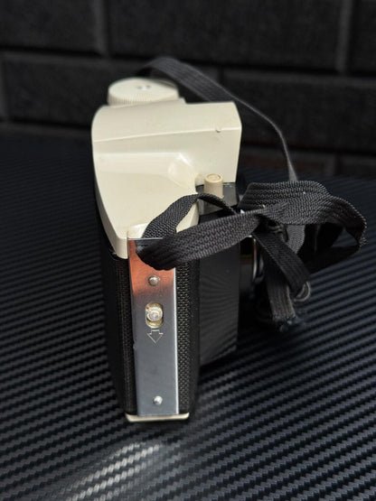 Kodak Brownie 44A Vintage 1960's 127 Film Camera - Winds & Fires (D316)