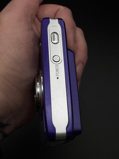 New & Boxed Vivitar Digital Camera Vivicam 9126 9.0MP Purple - Fully Working