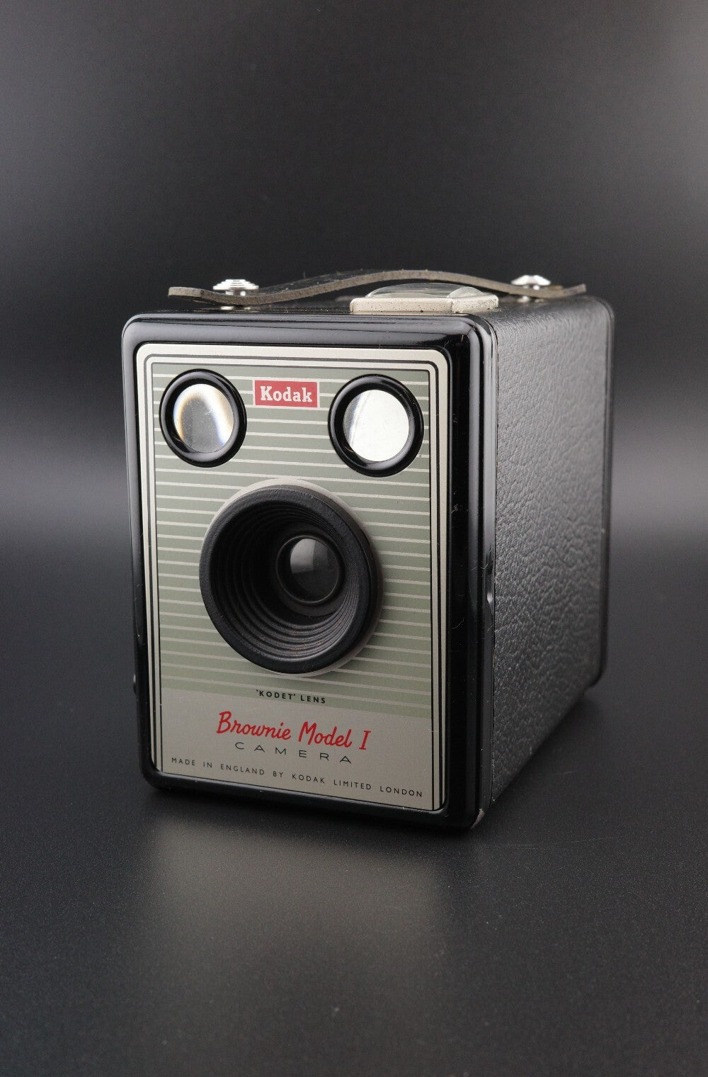 Kodak Brownie Model 1 Vintage 1960's 620 Film Camera & Case - Tested and Working