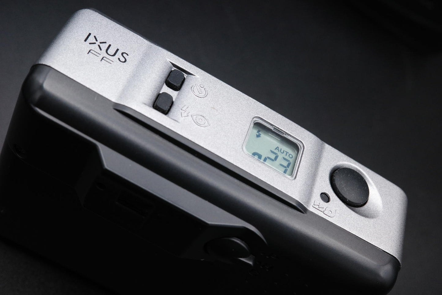 Vintage Canon IXUS FF Compact Camera & Case - Excellent Condition Fully Working