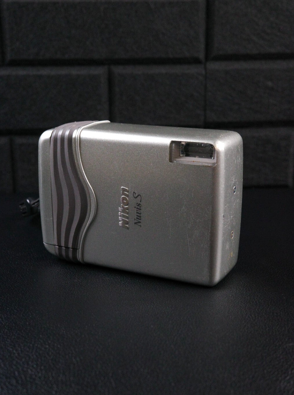 Nikon Nuvis S Vintage 1990's APS Film Point & Shoot Camera - Tested & Working