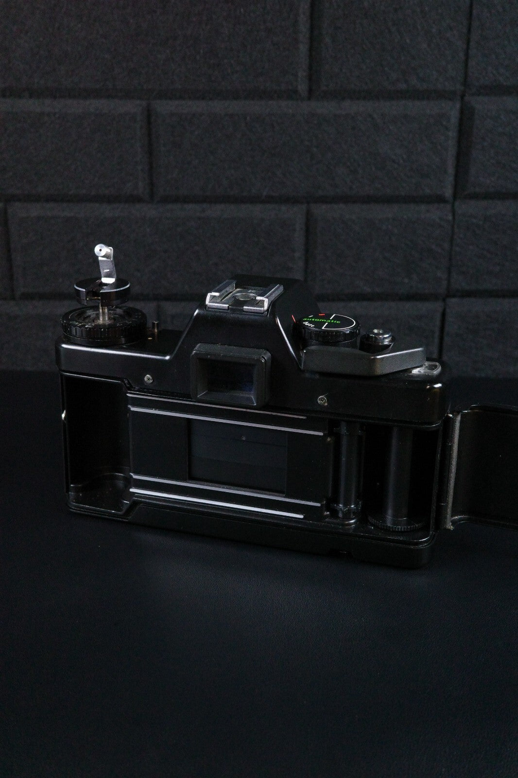 Praktica B200 Electronic 35mm Film Camera + Pentacon 50mm f2.4 Lens - Working