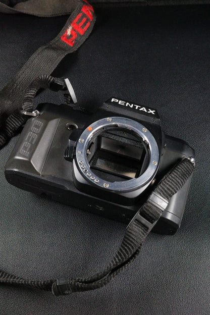 Vintage Pentax P30 35mm SLR Film Camera Body Only - Faulty Spares or Repair