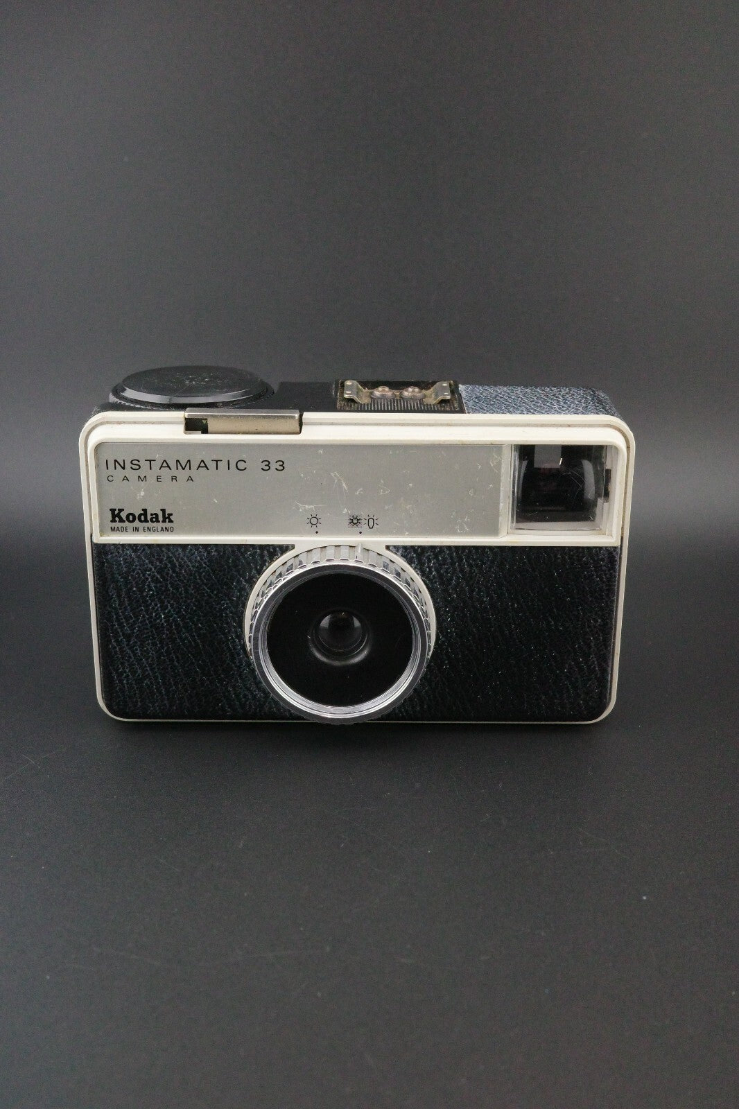 Vintage 1960's Kodak Instamatic 33 126 Film Camera - Tested & Working