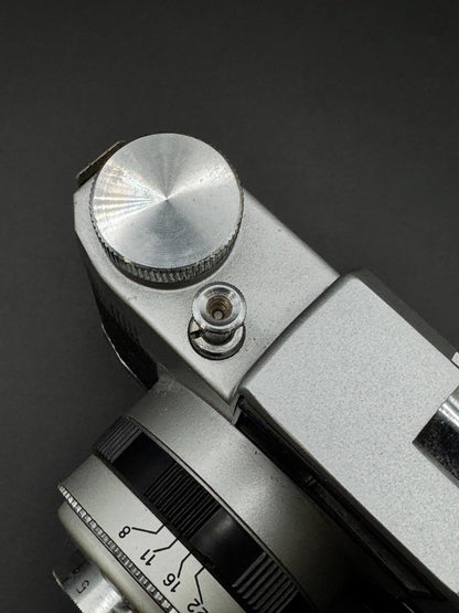 Working Bencini Comet 44 Medium Format 6x4.5 Vintage 127 Film Vintage Camera