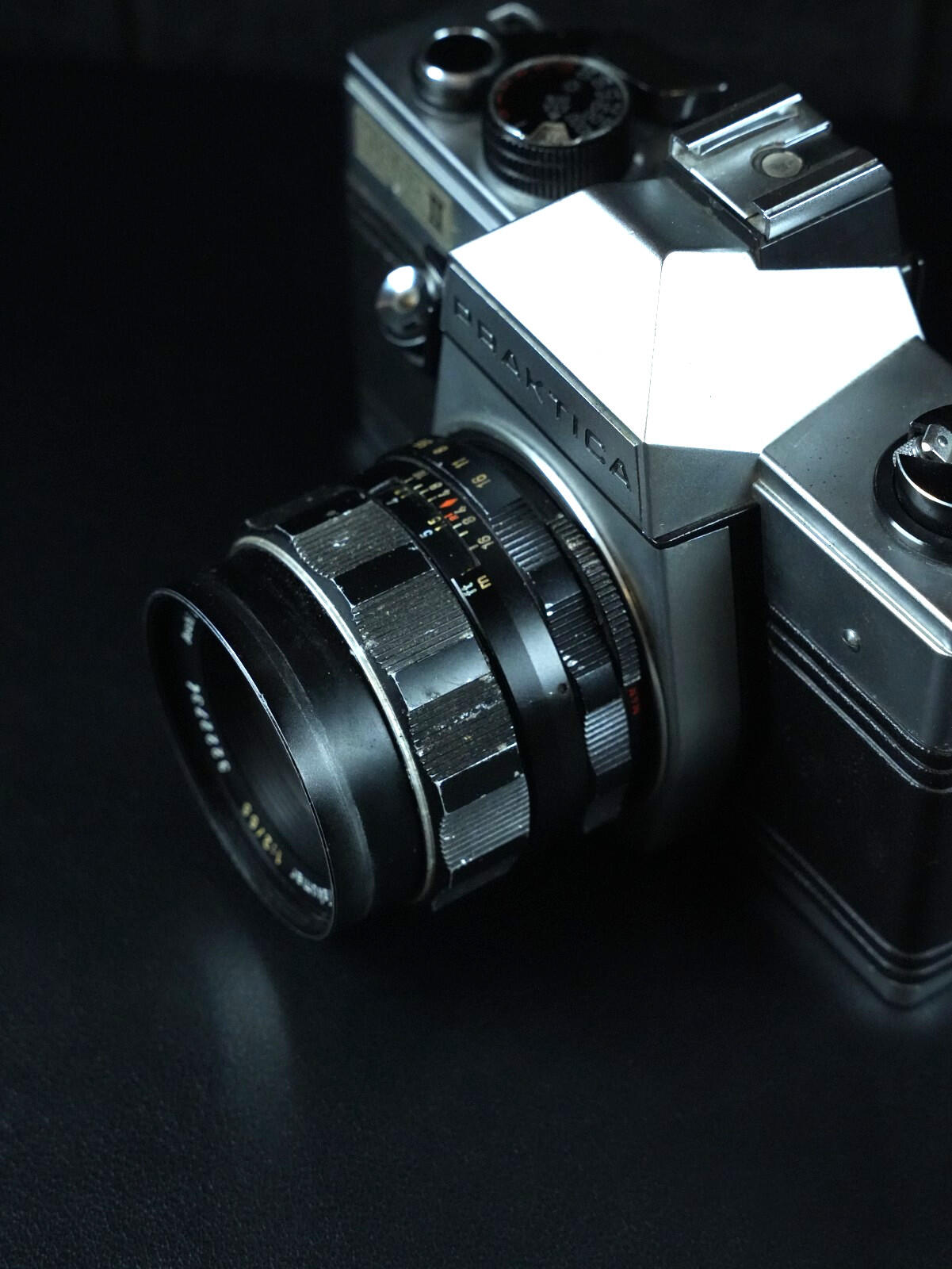 Praktica Nova II Vintage 1960's 35mm Film Camera + 55mm F2 Lens - Fully Working
