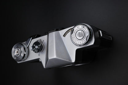 Zenit-E 35mm Vintage 1960's SLR Film Camera – Spares or Repair