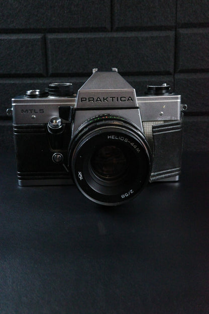 Vintage Praktica MTL 3 35mm SLR Camera + Helios 44-M f2 58mm Lens - Read Details