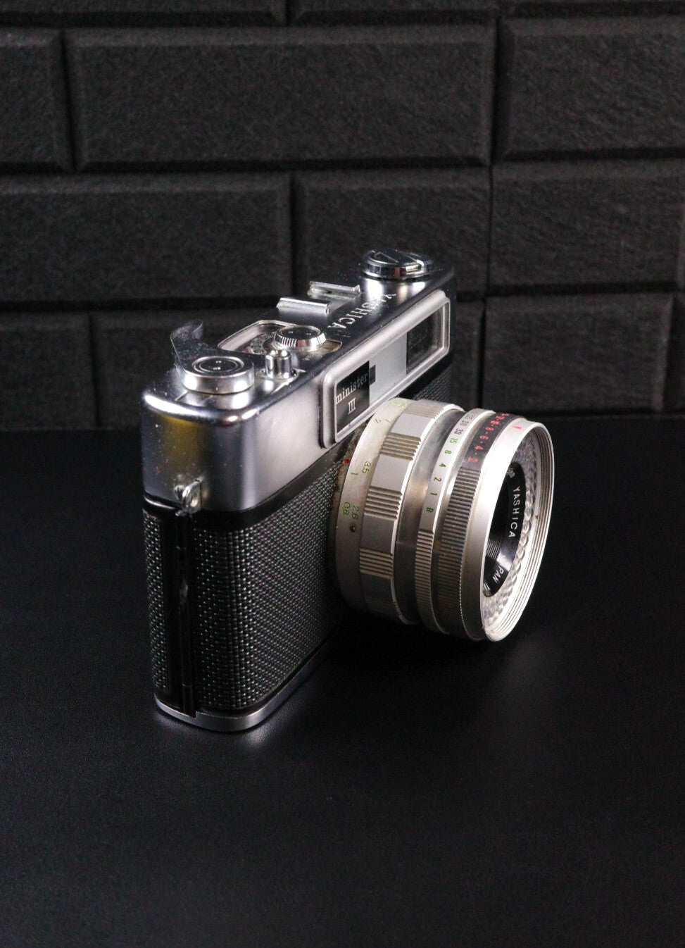 Yashica Minister III Vintage 1960's 35mm Rangefinder Camera & Case - Working