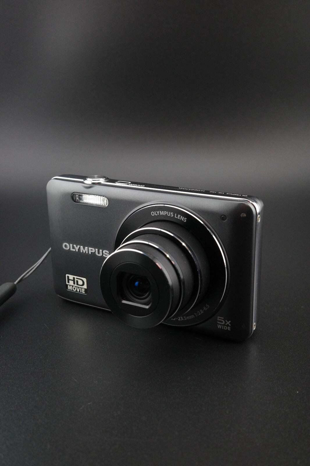 Olympus VG-120 14MP CCD Digital Camera + New Battery / Charger Tested & Working