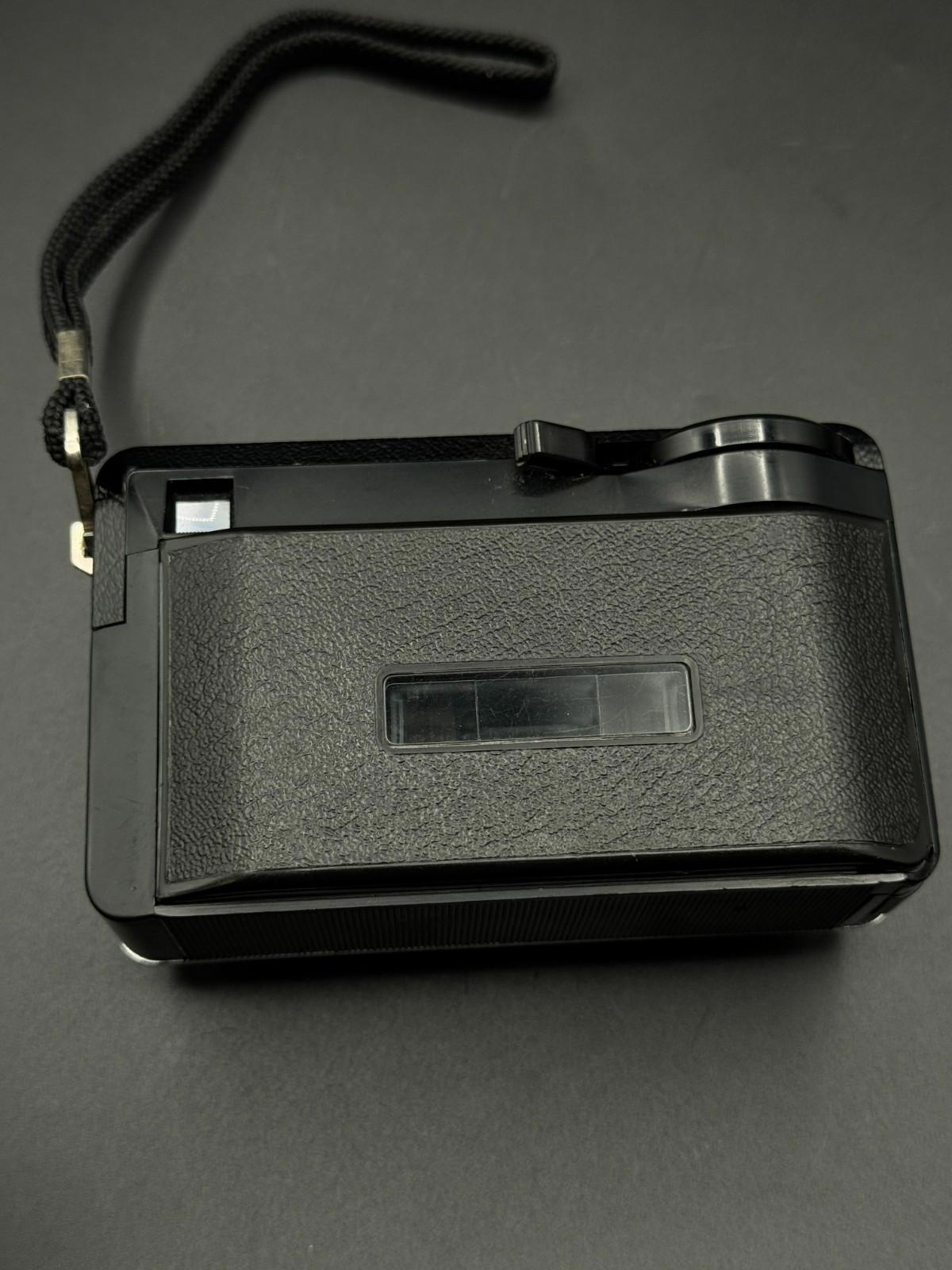 Vintage 1970's Kodak Instamatic 155X 126 Film Camera - Tested & Working (165)