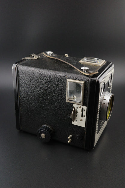 Kodak Six-20 Brownie Model D Vintage 1950's 620 Film Camera + Case - Working