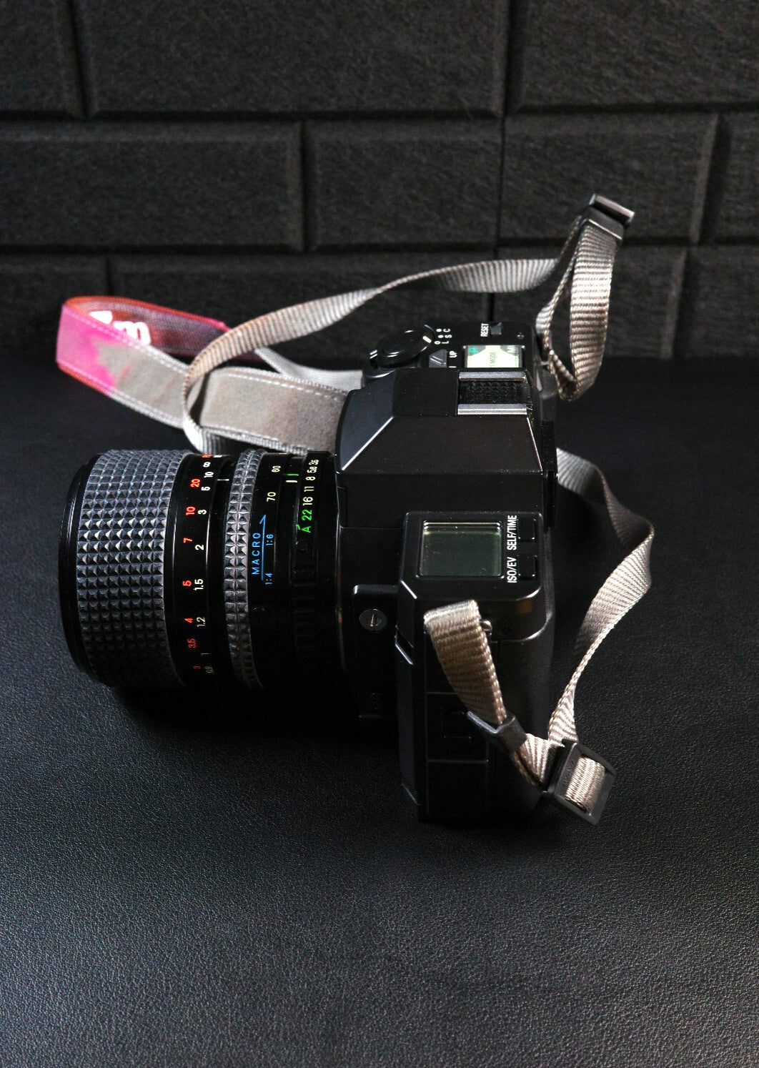 Vintage Chinon CP-7m 35mm Film SLR Camera + 35-70mm Lens - Faulty (Read Details)