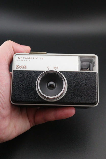 Vintage 1960's Kodak Instamatic 33 Retro Compact 126 Film - Tested & Working