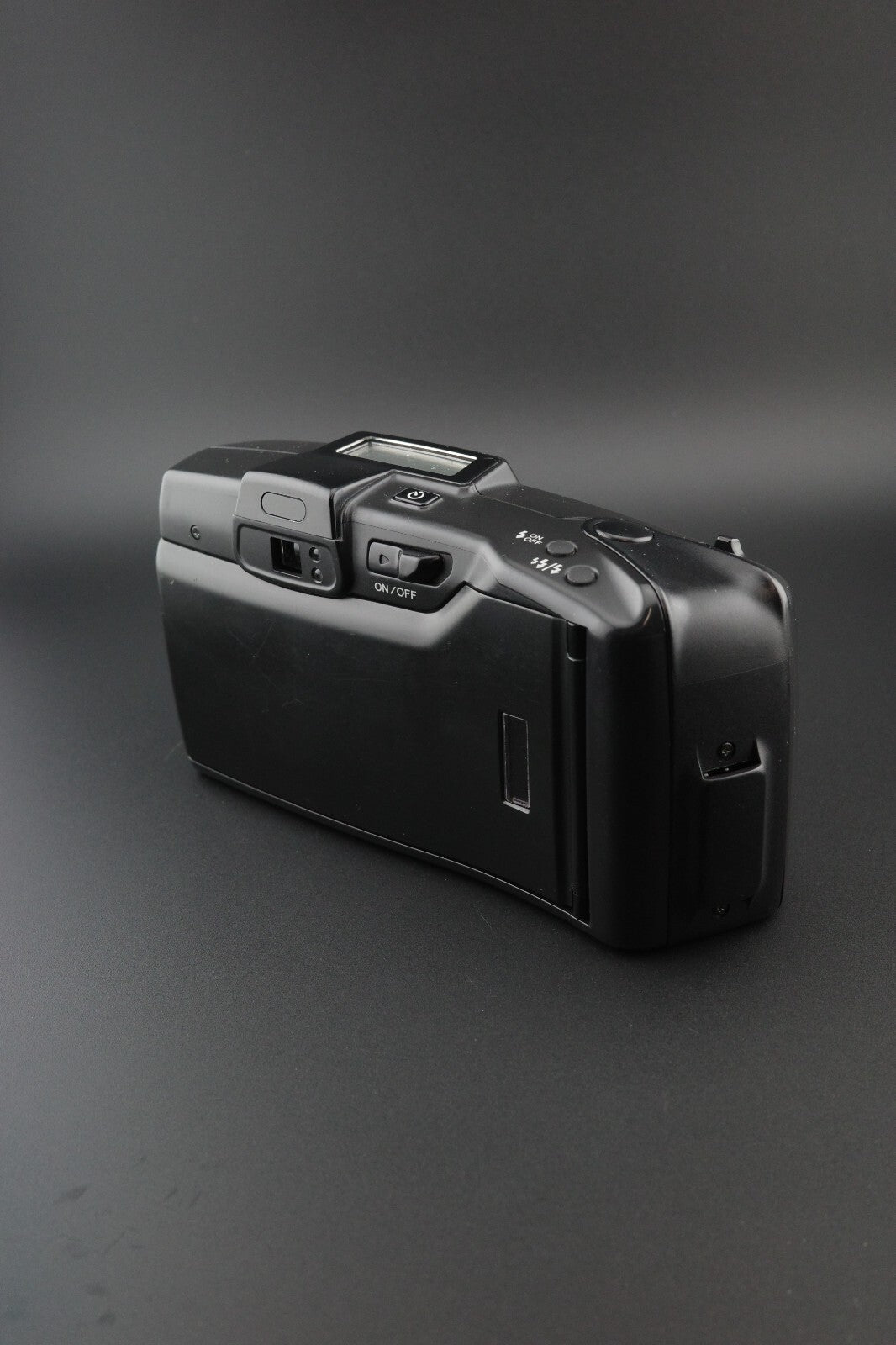 Minolta Riva Zoom 90c Vintage 35mm Point & Shoot Auto Focus Camera - Working