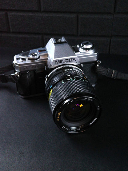 Working Minolta X-300 Vintage 1980's 35mm SLR Film Camera + Tamron 28-70mm Lens