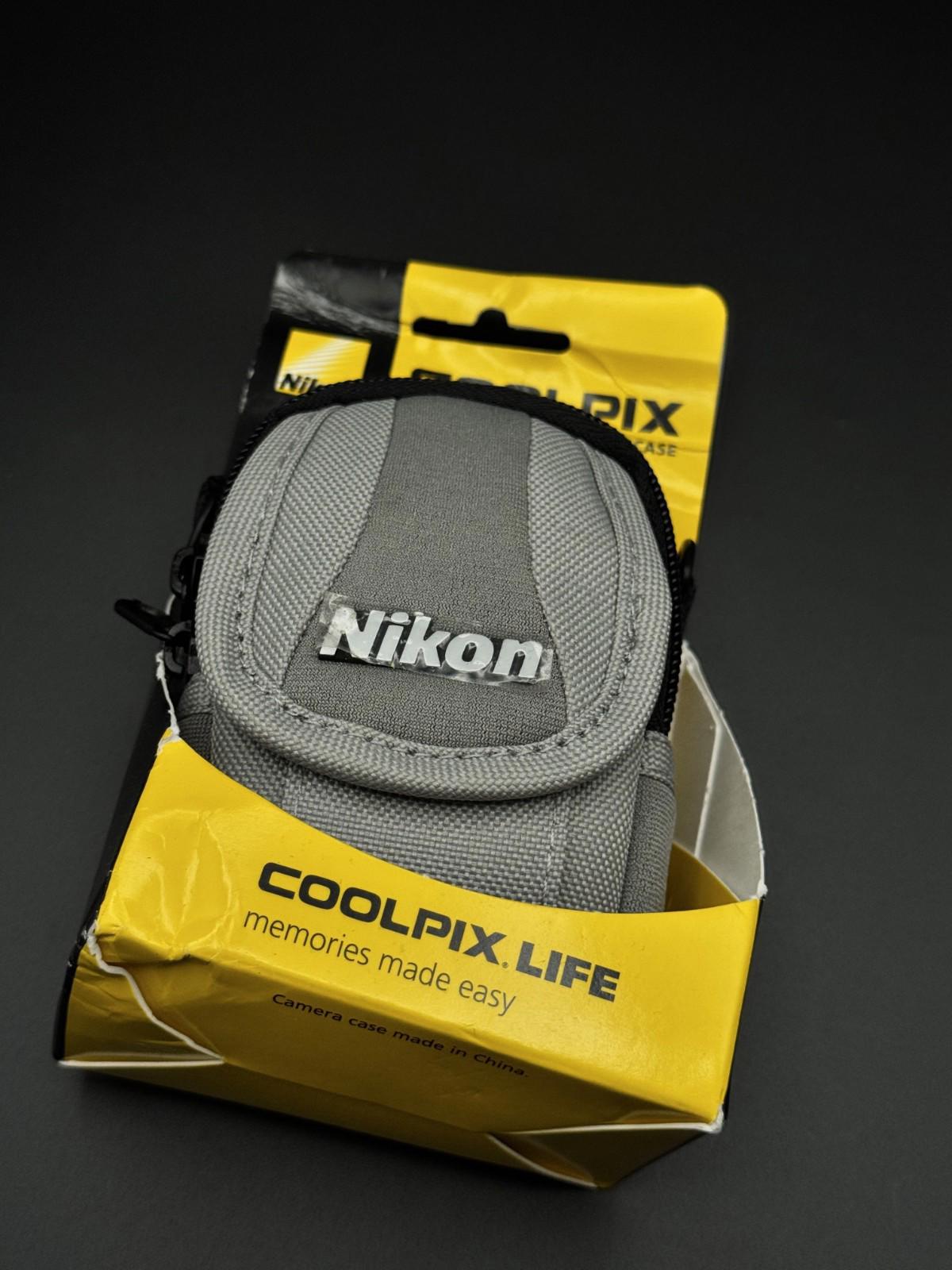 Fully Working Vivitar ViviCam 3105s 3.2MP Digital Camera + New Case & Batteries