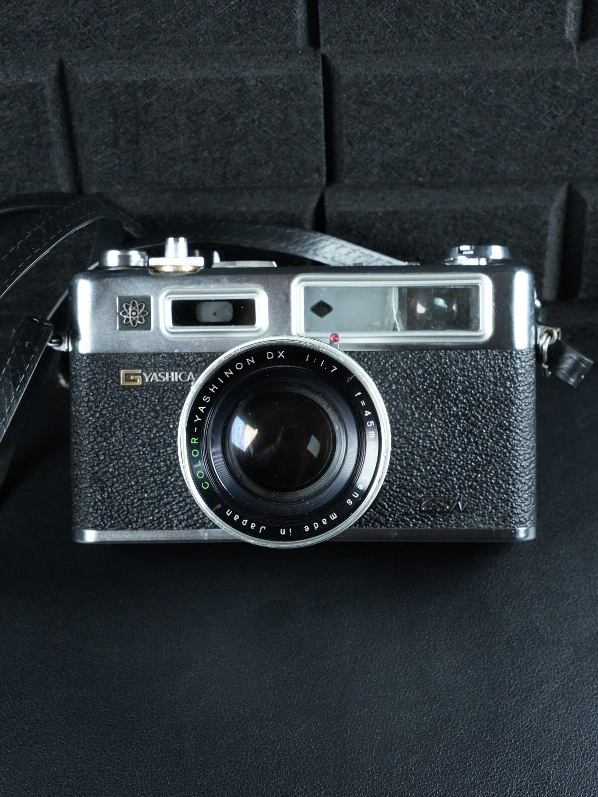 Yashica Electro 35 GSN Vintage 1970's 35mm Rangefinder Film Camera - Faulty W526