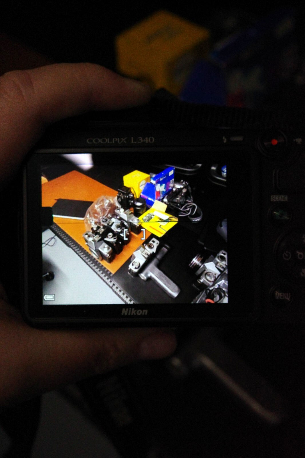 Nikon Coolpix L340 20.2MP 28x Zoom Camera + Card & Bag - Working - Screen Fault