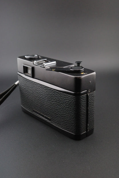 Chinon 35 Vintage 1970's 35mm Film Camera - Winds, Fires - Faulty Light Meter