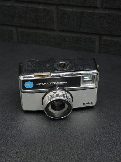 Kodak Instamatic 255X Vintage 1970's 126 Film Camera  - Tested & Working (Z287)