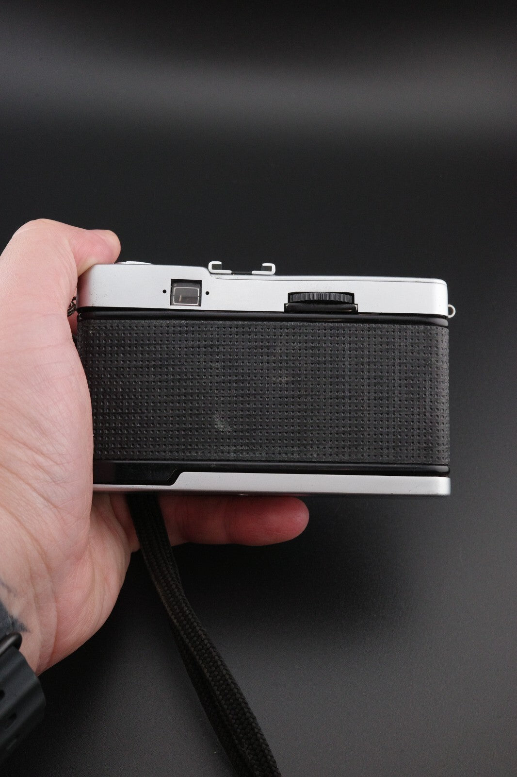Olympus Trip 35 Vintage 35mm Film Camera - Winds, Fires With Faulty Light Meter