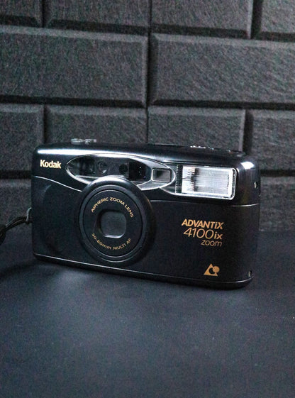 Kodak Advantix 4100ix Zoom Vintage 1990's APS Film Camera - Tested & Working