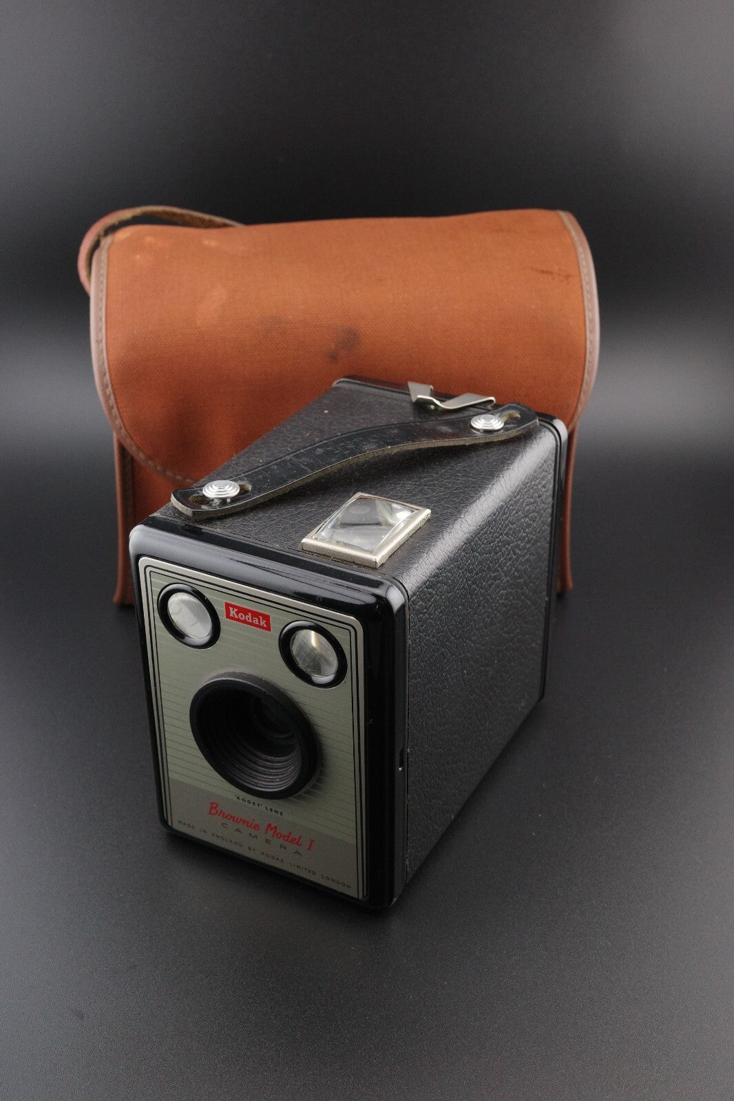 Kodak Brownie Model 1 Vintage 1960's 620 Film Camera & Case - Tested and Working