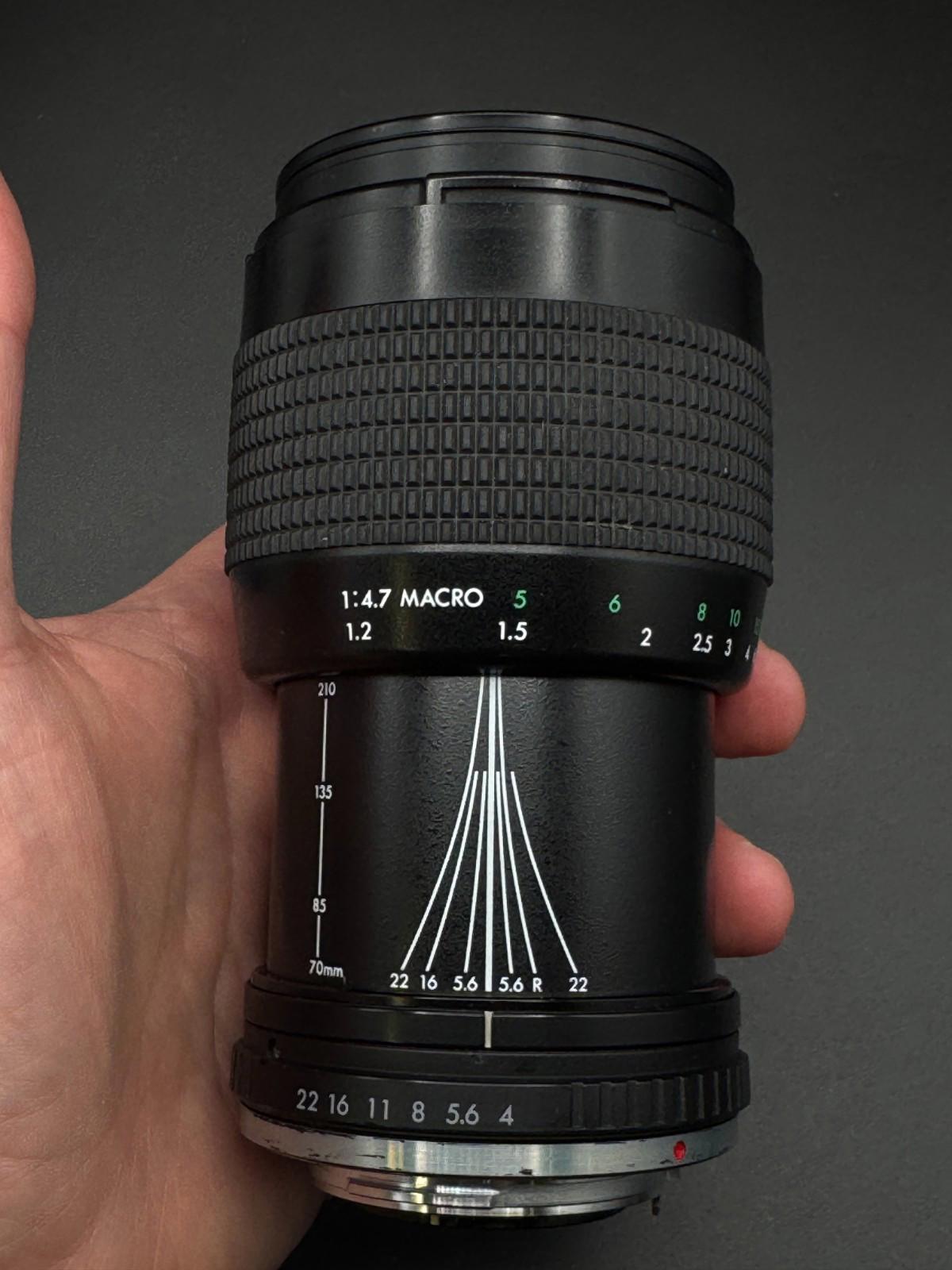 Vintage Prakticar Pentacon 70-210mm F4-5.6 Telephoto Zoom Lens - PB Mount - VGC