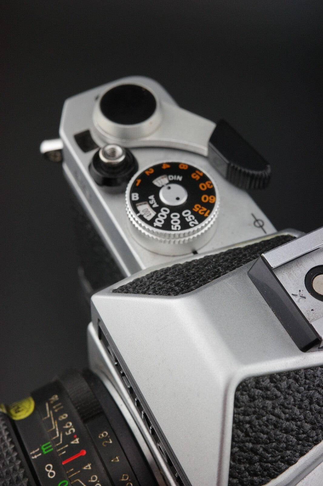 Vintage Chinon CS 35mm Film Camera, Helios Flash & 50mm 2.8 Lens - Fully Working