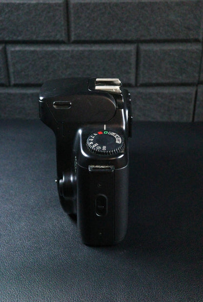 Canon EOS 1000F Vintage 1990's SLR 35mm Film Camera Body Tested & Fully Working