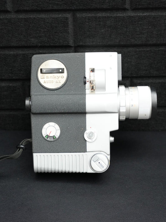 Sankyo Auto-4X Vintage 1960's 8mm Movie Cine Camera With Grip - Untested