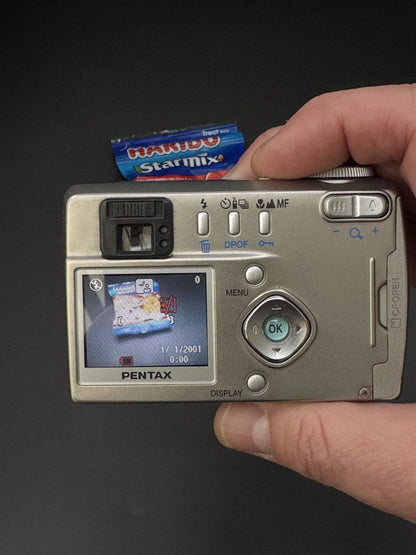 Fully Working Pentax Digital Camera Optio 330 3.2MP + Battery (Read Details)
