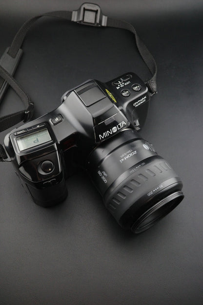 Minolta Dynax 7000i 35mm Film SLR Camera With 2 Lenses - Working - Read Details