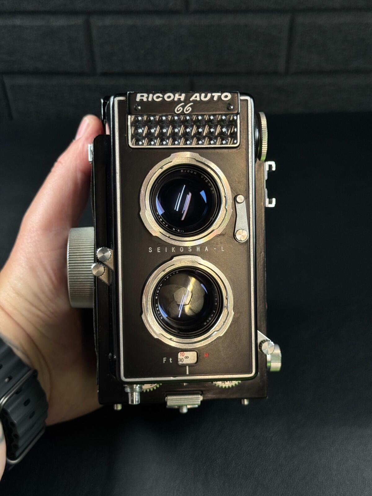Ricoh Auto 66 TLR 120 Film Camera & Case - Fully Working - Stunning Condition