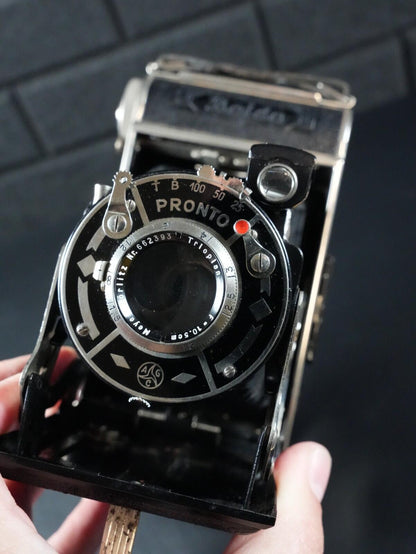 AGC Balda Pronto 1930's Folding Bellows Camera Meyer-Optik Görlitz Lens Working
