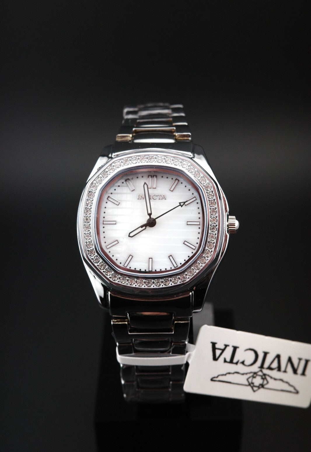 New Boxed Invicta Wildflower 001-GA-L-500 Ladies 32mm Silver Tone Bracelet Watch
