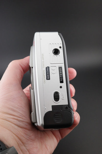 Olympus Trip XB40 AF 35mm Film Point & Shoot Camera, Case + Batteries - Working