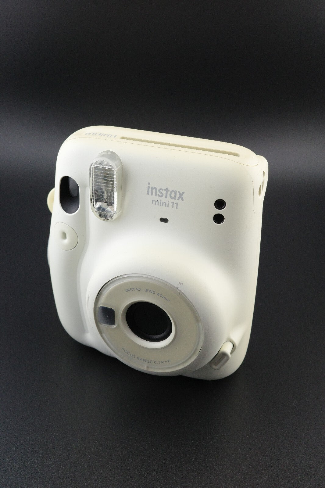 Working Fujifilm Instax Mini 11 White Instant Camera + Batteries - Read Details