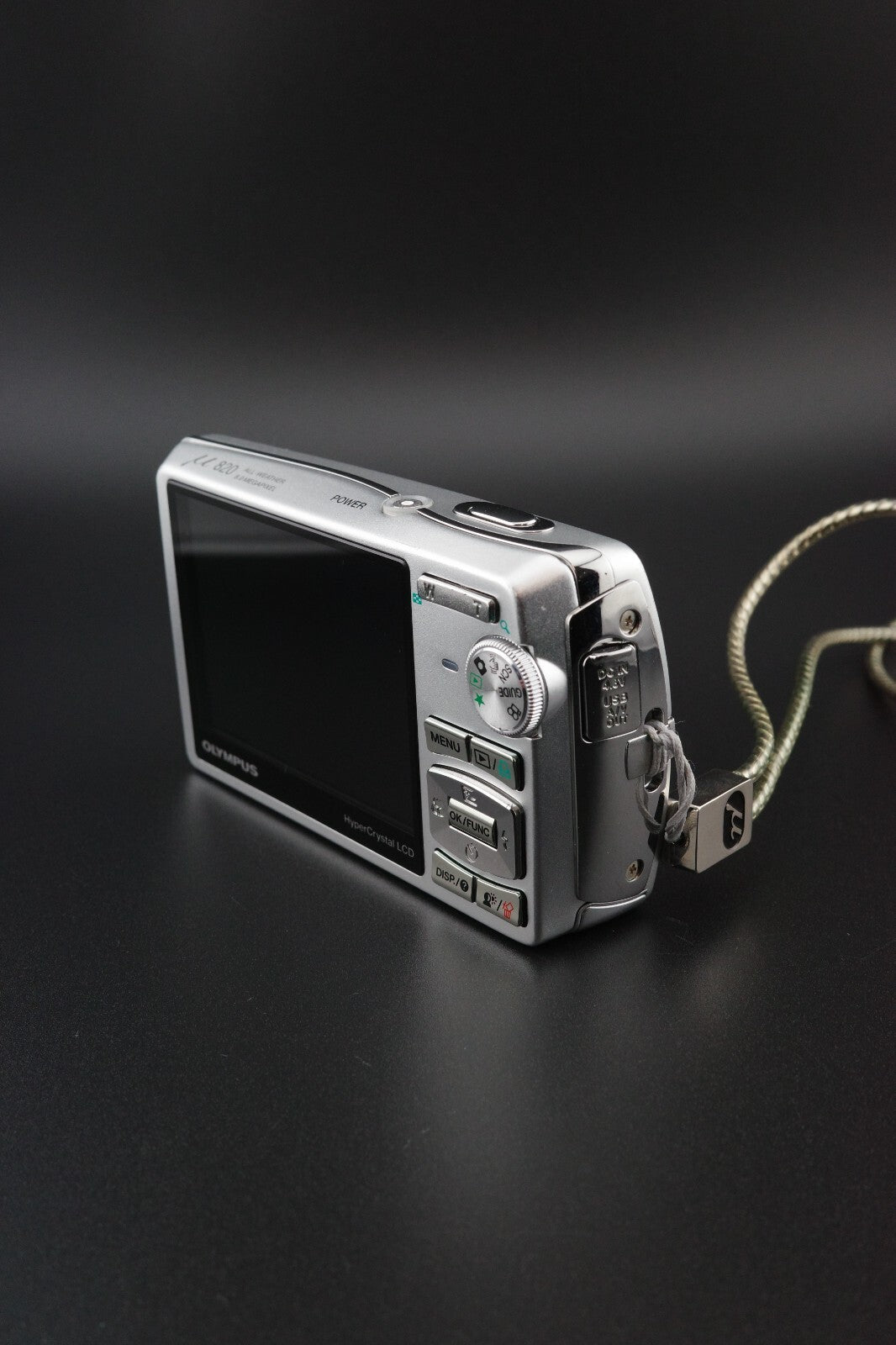 Olympus Mju 820 8MP CCD Digital Camera + New Battery and Case Tested & Working