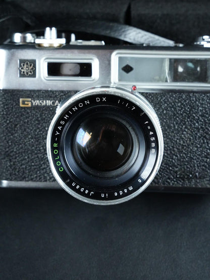 Yashica Electro 35 GSN Vintage 1970's 35mm Rangefinder Film Camera - Faulty W526