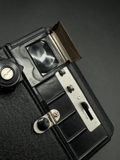 Vintage 1950's Conway Popular Model 120 Roll Film Box Camera - Faulty (F204)